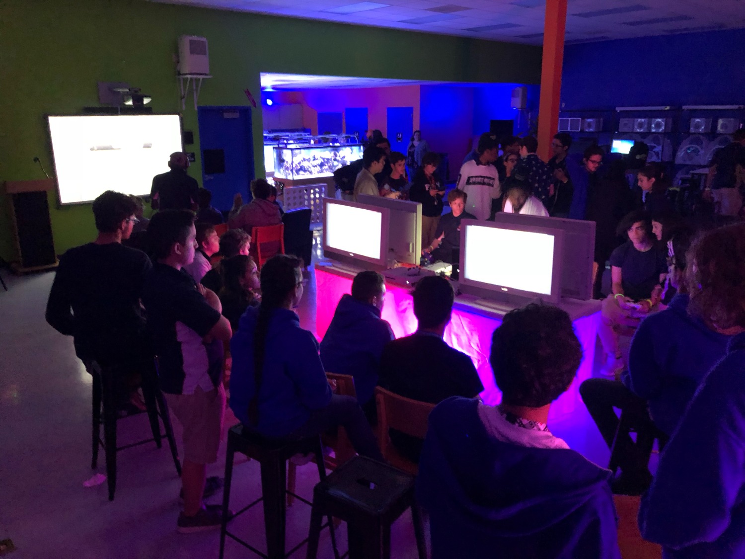 Game Truck Miami Fortnite Parties Party Rentals United States - game truck miami fortnite parties party rentals united states mobile gaming events 786 423 8759