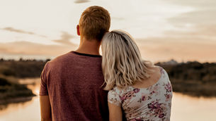 7 Relationship Goals That Make A Man Want To Commit