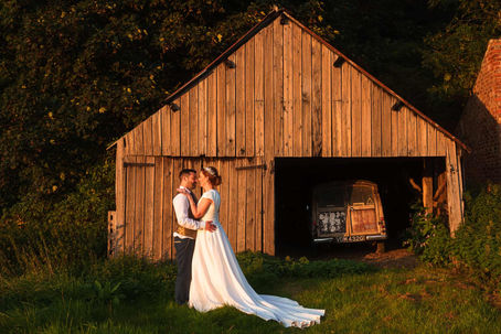 creative golden hour bride and groom portrait at howard court wedding venue north yorkshire