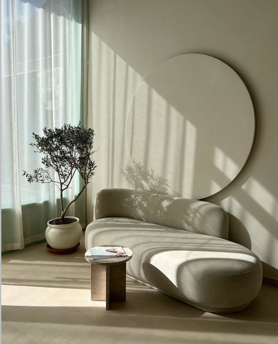 Assises sur mesure pour salon de beauté, mobilier tapissé fabriqué par TUKASSA