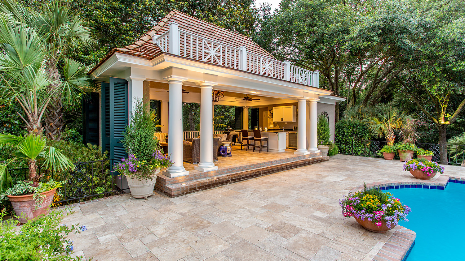Fibo Custom Backyard & Pool Design