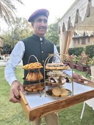 đ˛ At Jodhpurâs Ajit Bhawan, Lost Royal Recipes Are Being Revived Through Traditional Underground Cooking