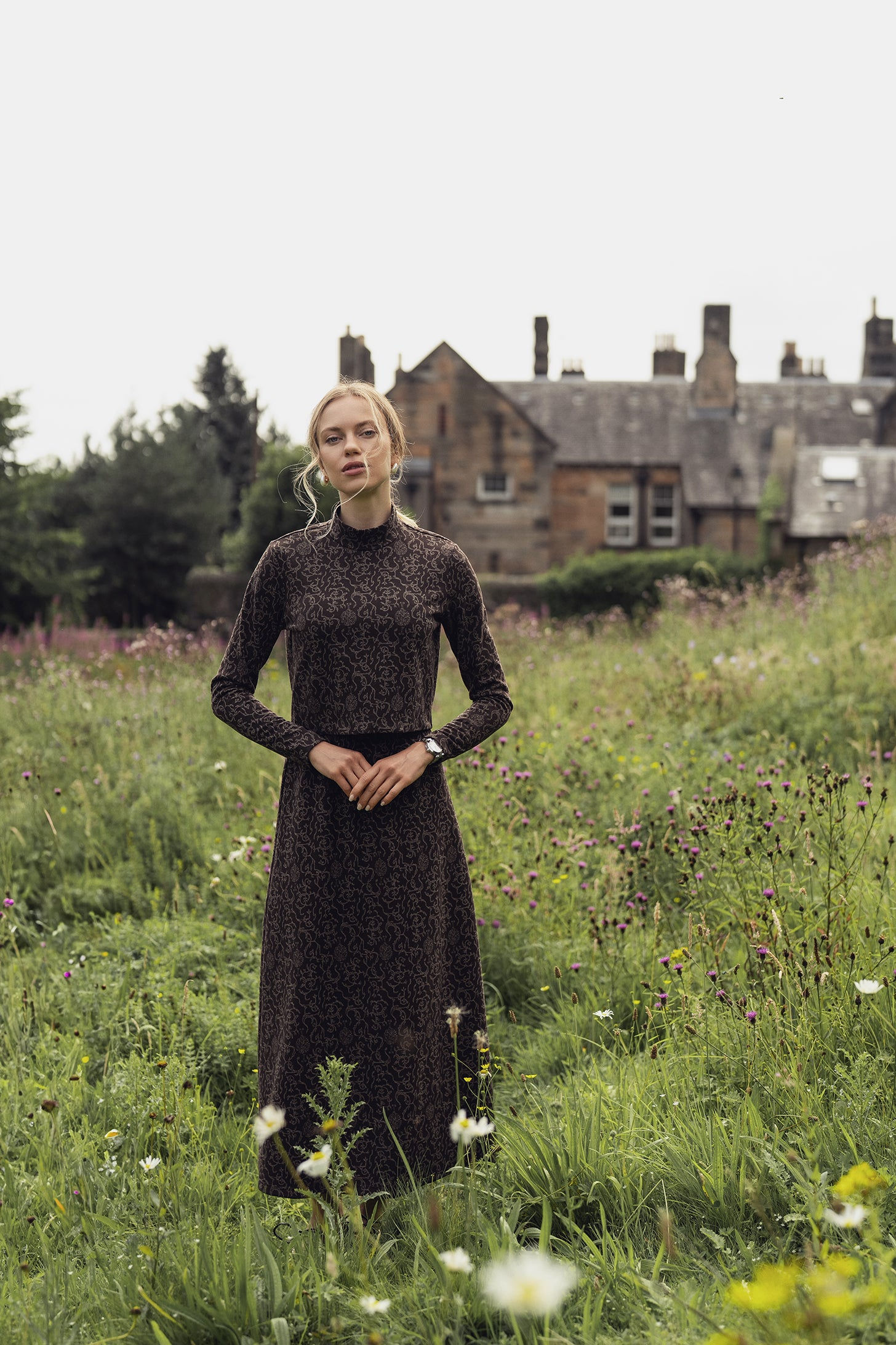 Elastic Waist Maxi Skirt-Brown Vines