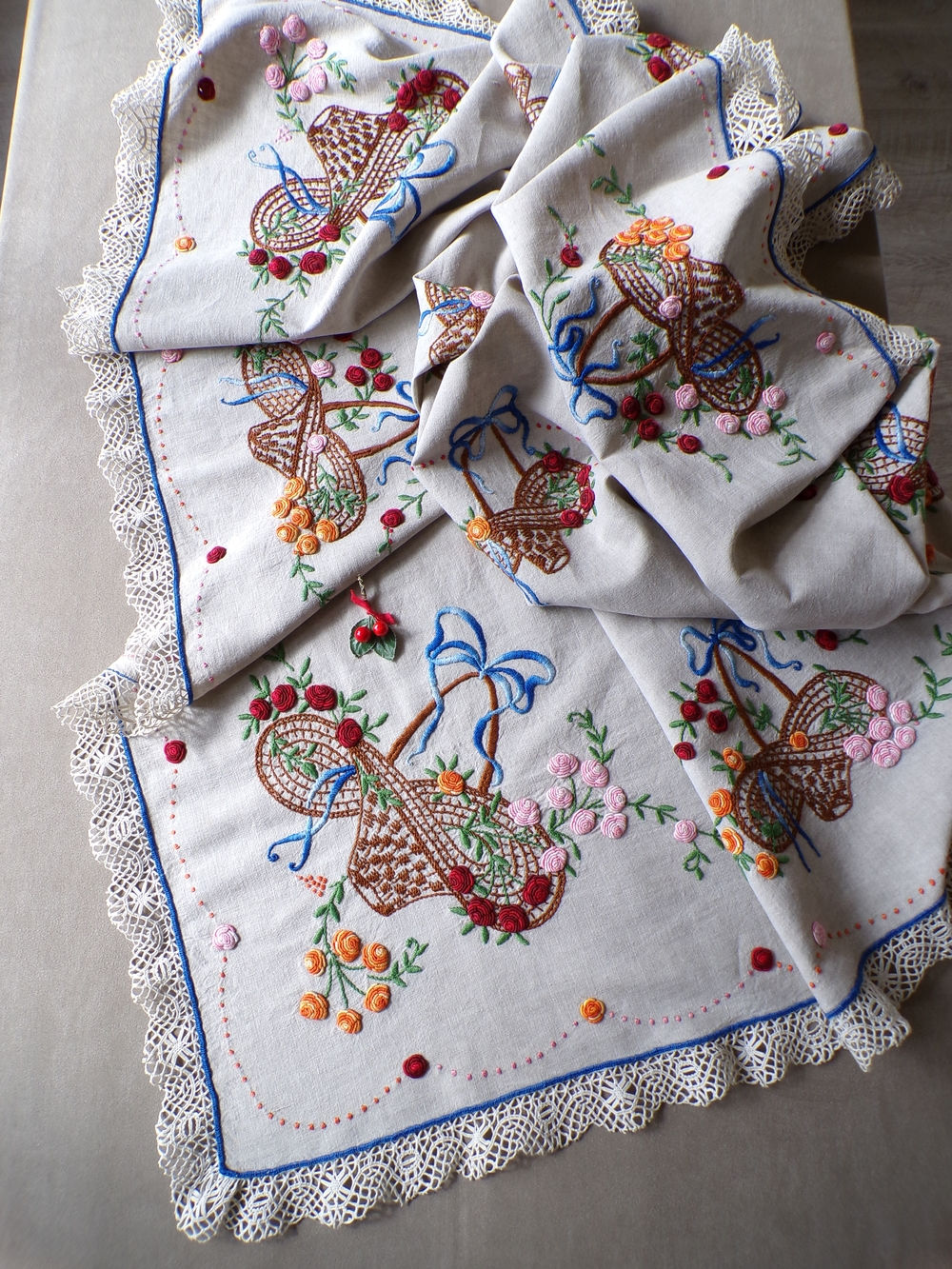 Nappe en Lin "ROSES"