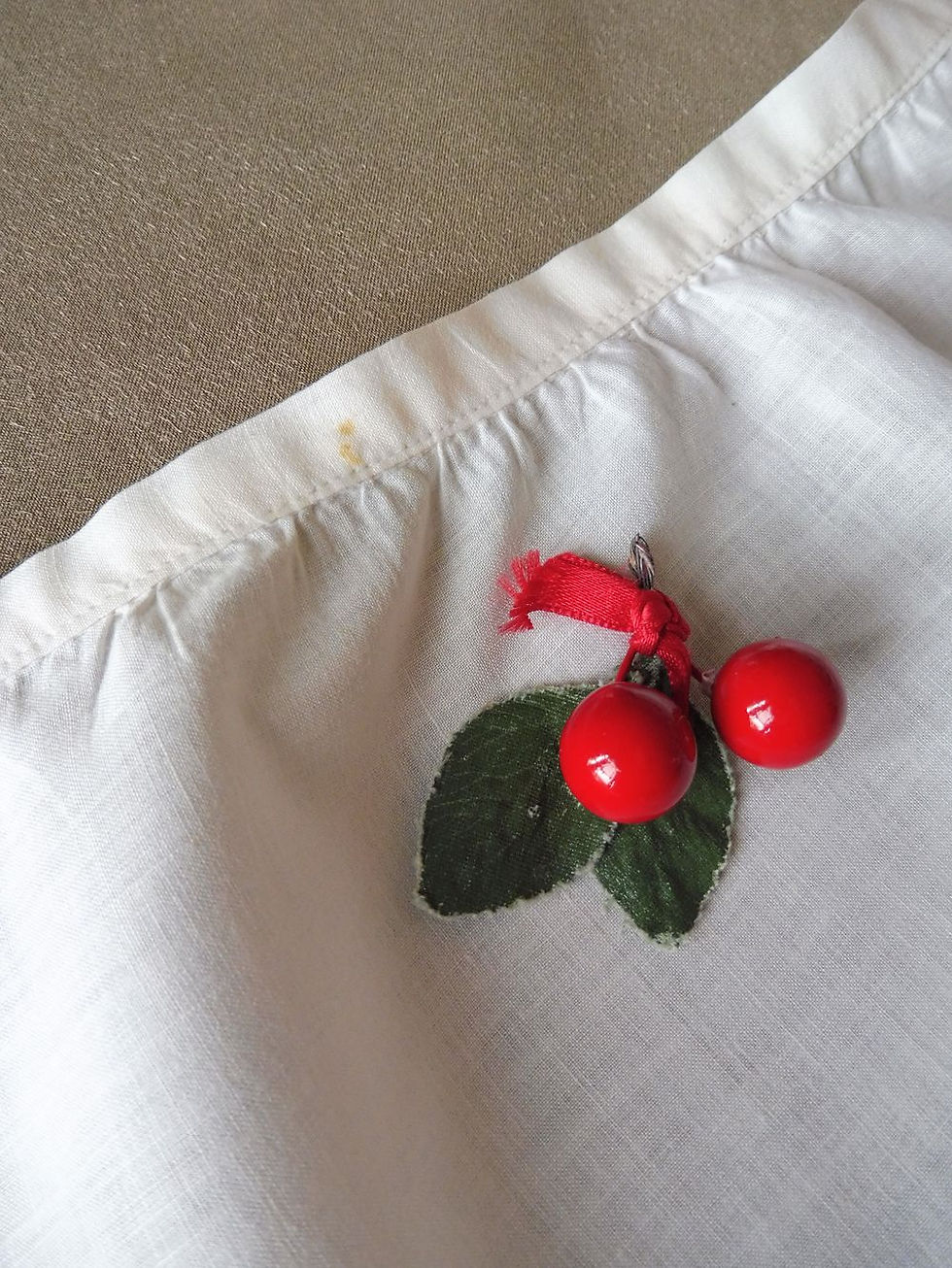 Miniature : Tablier Broderies Bleues