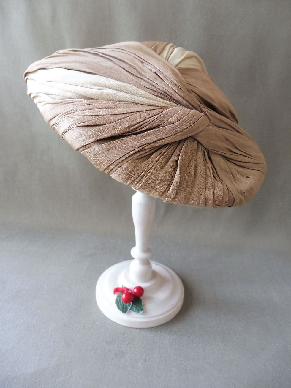 Miniature : Chapeau Y.ROUGEON Années 40