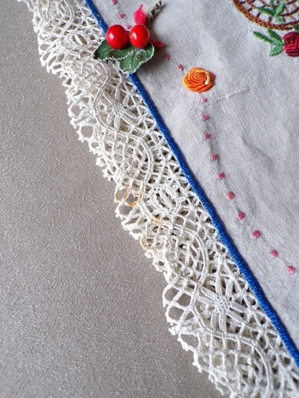 Miniature : Nappe en Lin "ROSES" 
