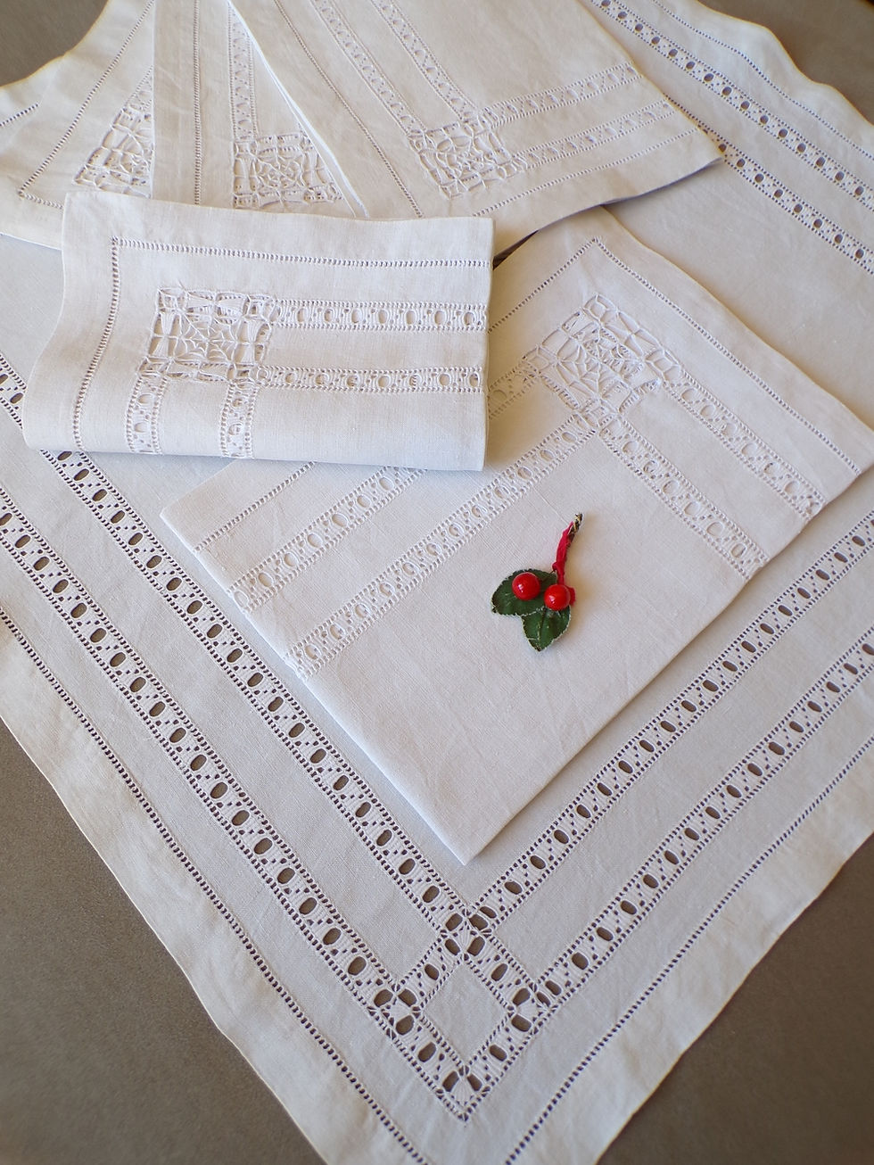 Miniature : Serviettes de Table en Fil IVOIRES avec Jours