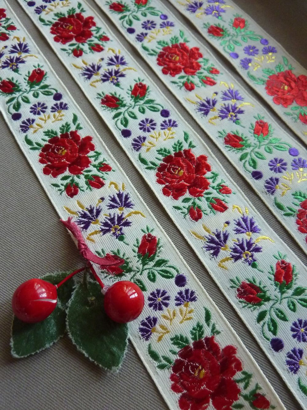 Miniature : Ruban Roses Rouges en Soie