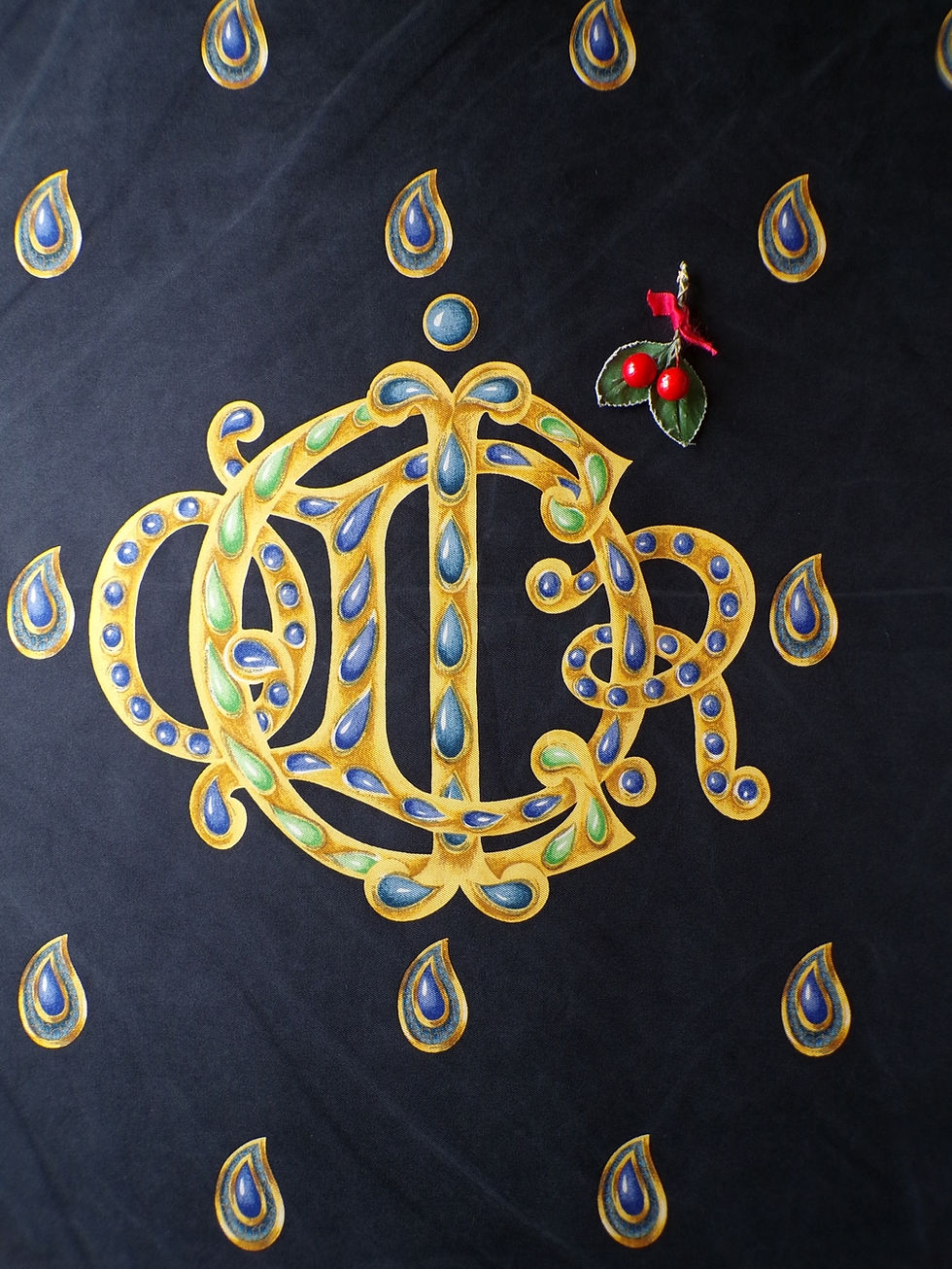 Miniature : Foulard en Soie Christian DIOR