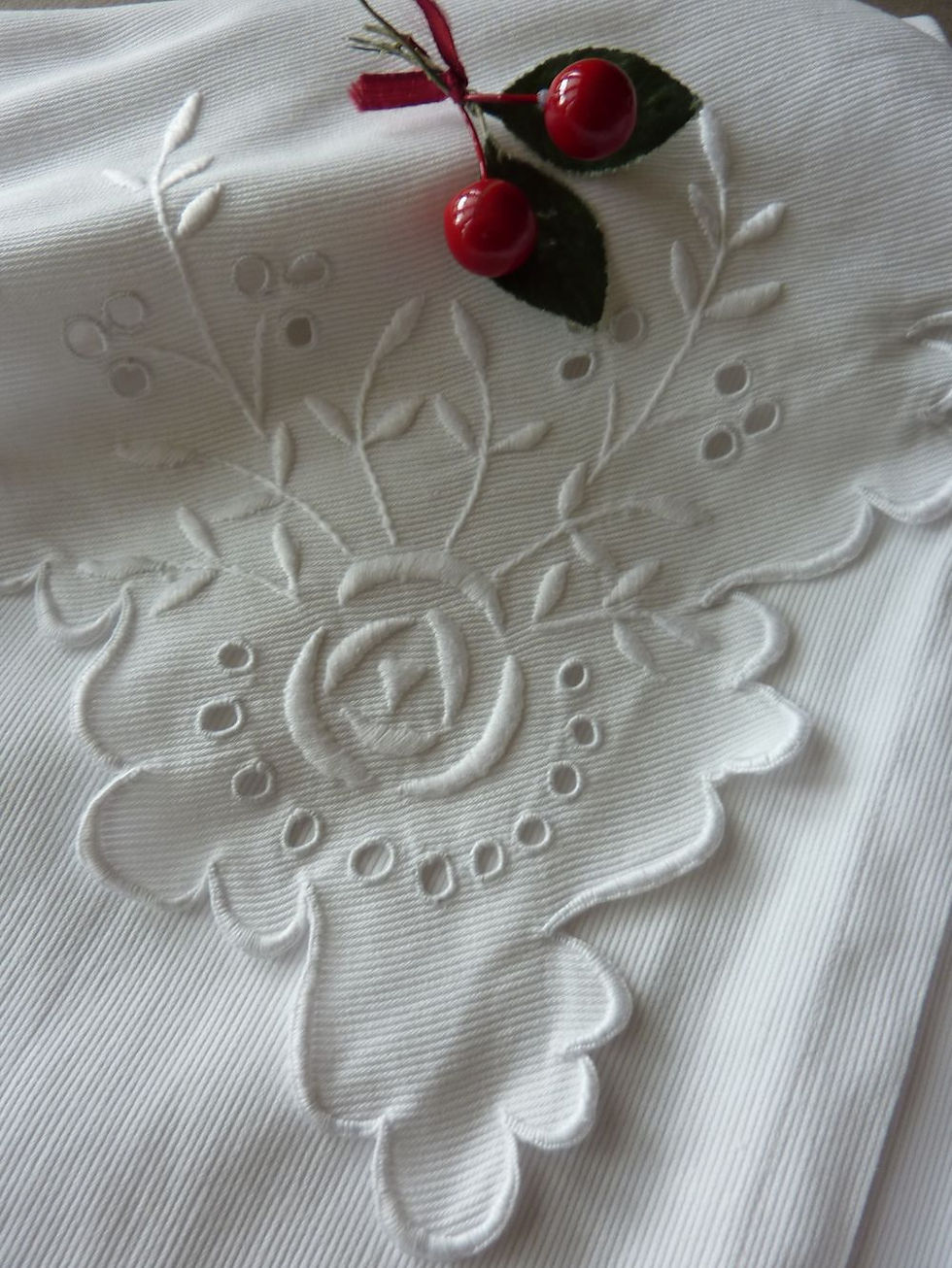 Miniature : Manteau de Baptême