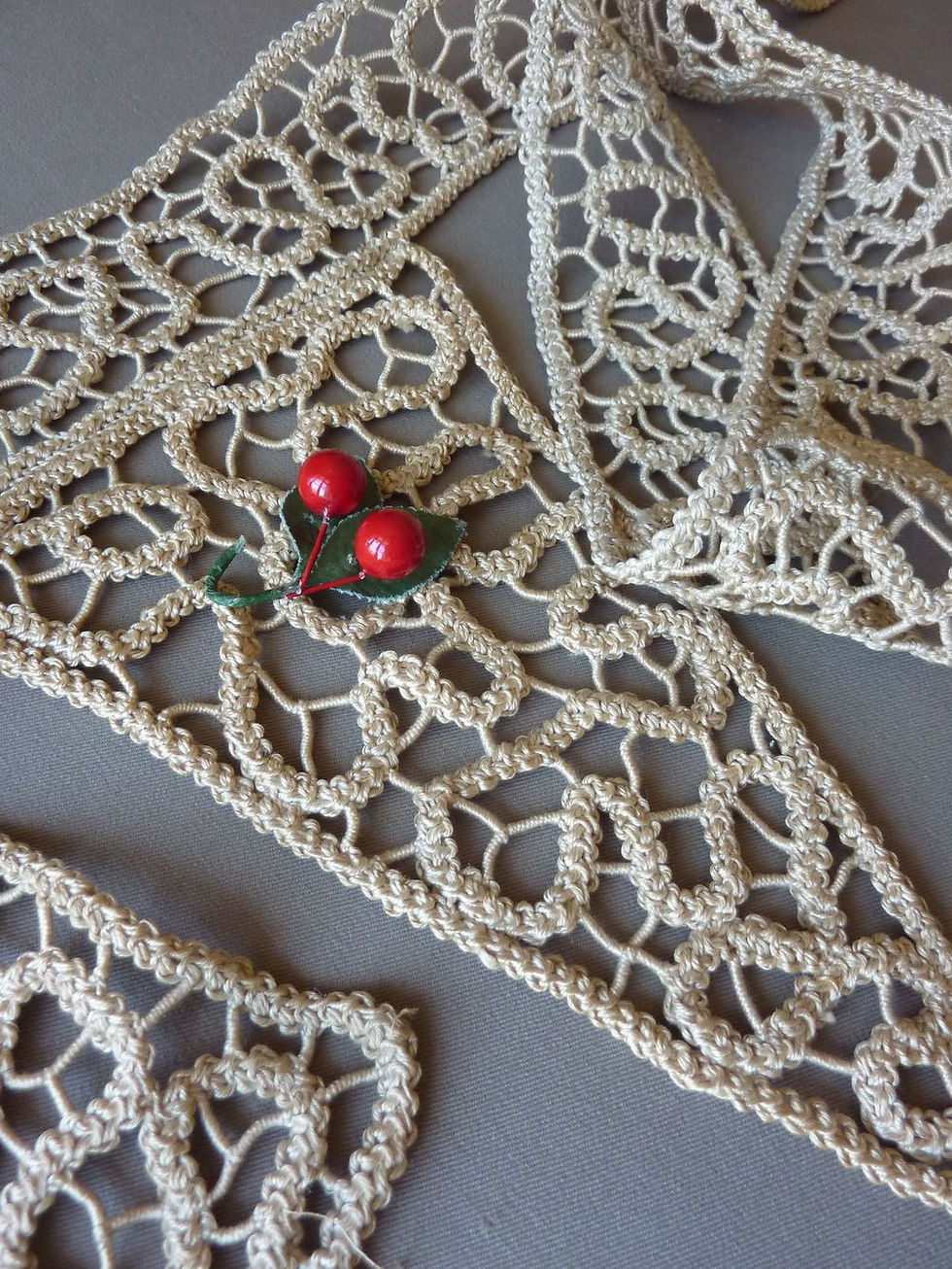 Miniature : Pièce Dentelle Triangles