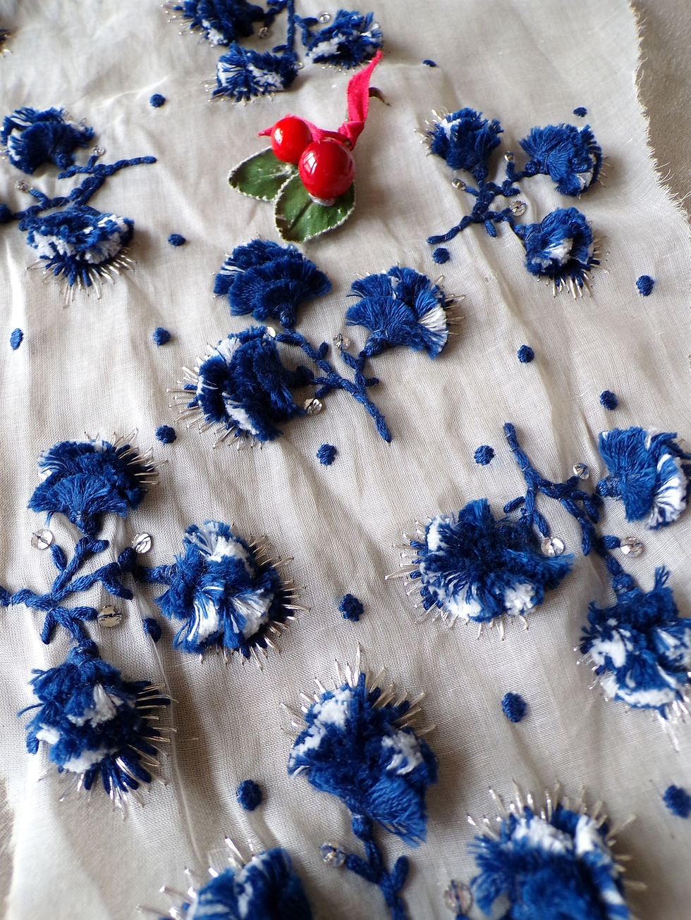 Miniature : Echantillon Organdi et Fleurs Pompons (n°20)