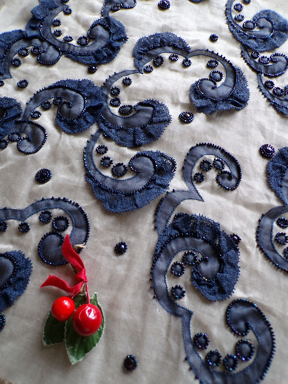 Miniature : Echantillon Organdi et Volutes (n°26)