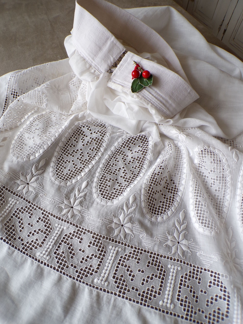 Jupon Brodé 1900 en Batiste