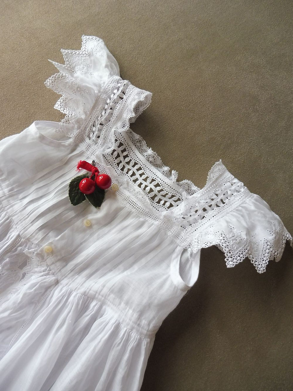 Miniature : Longue Robe de Baptême en Linon