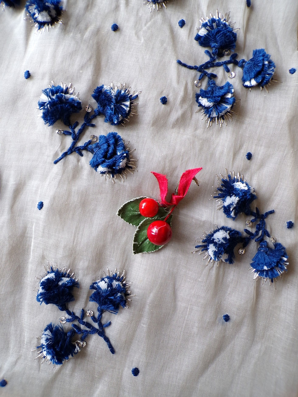 Miniature : Echantillon Organdi et Fleurs Pompons (n°20)