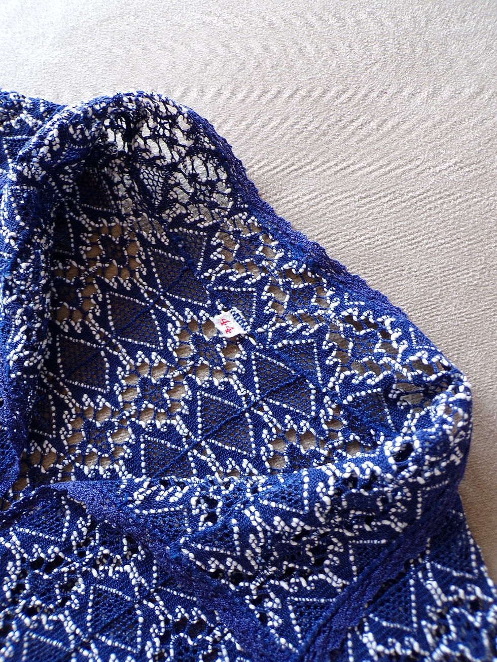 Miniature : Corsage en Dentelle Bleu et Blanc