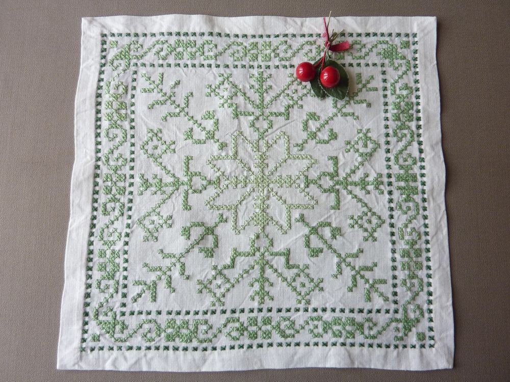 Carré en Lin Brodé