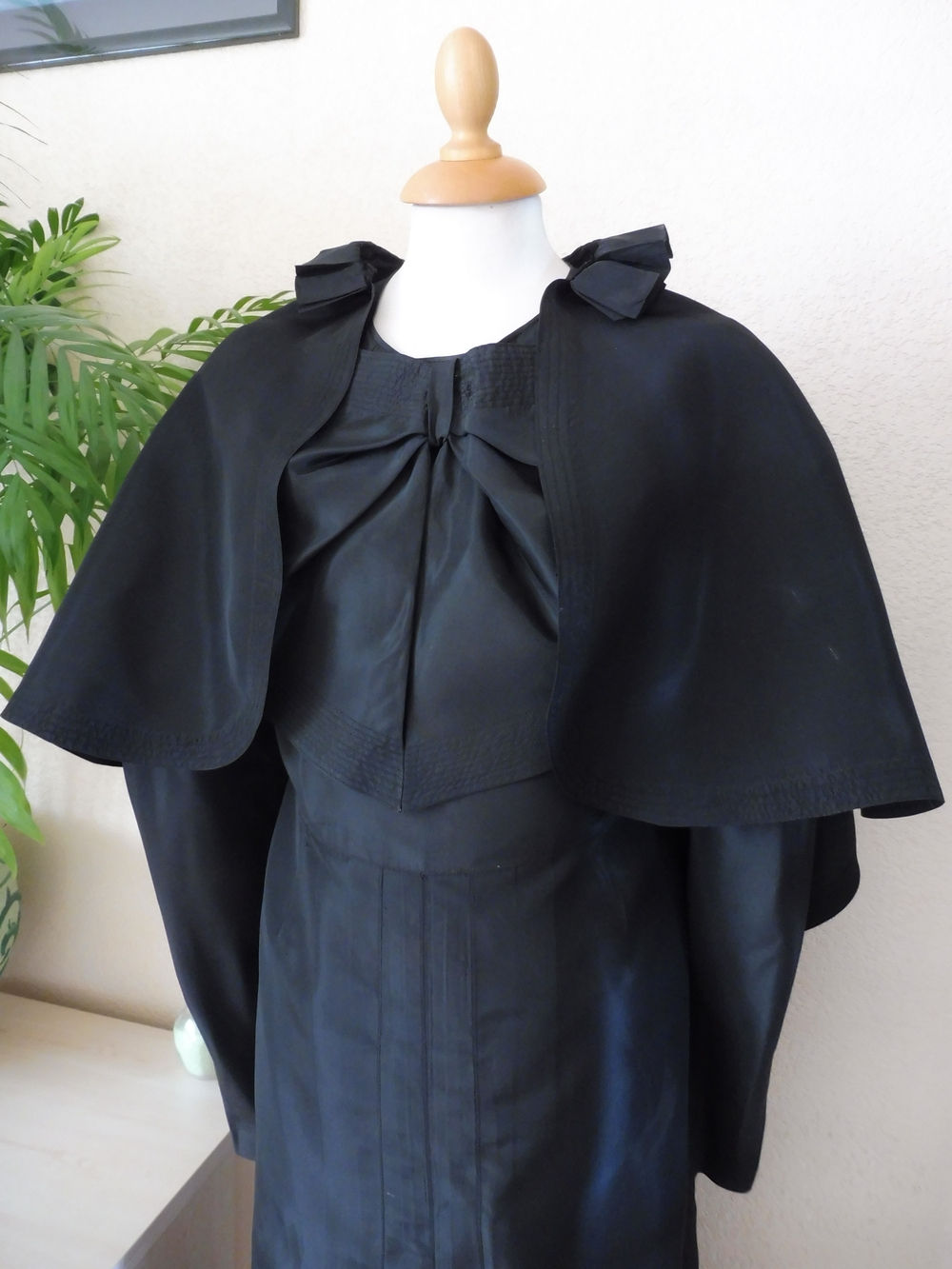 Robe et Capeline 1900