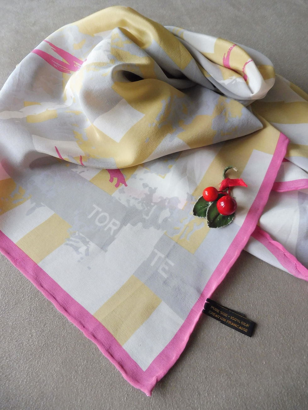 Miniature : Foulard TORRENTE