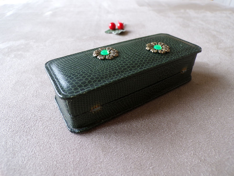 Miniature : Coffret et Pampilles