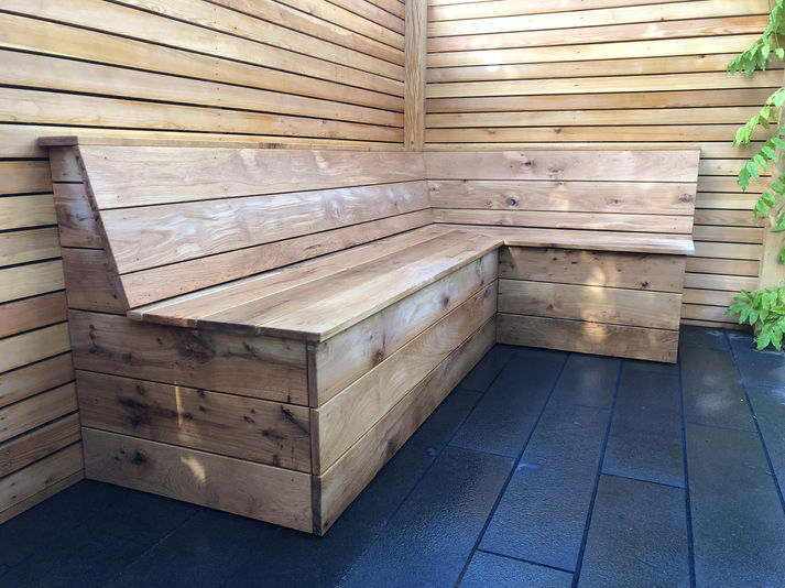 Oak Pergola, 90mm larch cladding, Oak bench (6).JPEG