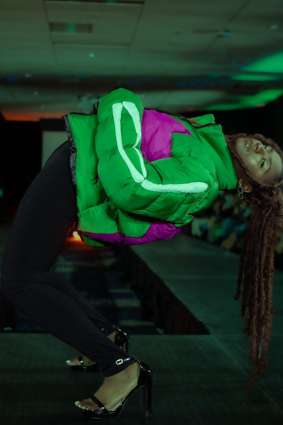 Thumbnail: Pink/Green Starred Puffer