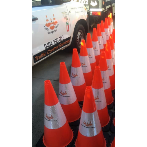 TRAFFIC CONTROL BLa bla b la 247 Availability 10+ years industry experience Safework Endor
