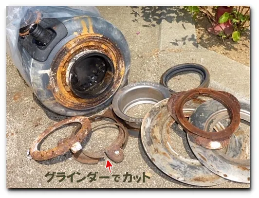取り外しに苦労したディスポーザー写真