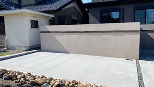 グランドアートウォール高さ1.6mにデザインよくタイルをアクセント