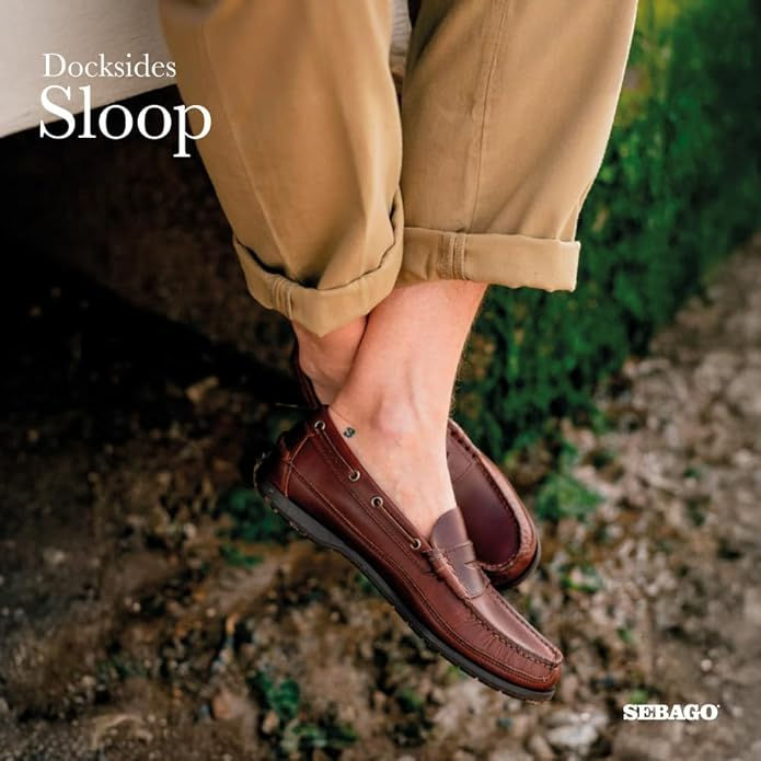 Indexkép: Sebago Men’s Sloop Waxed Leather Loafers in Brown Gum