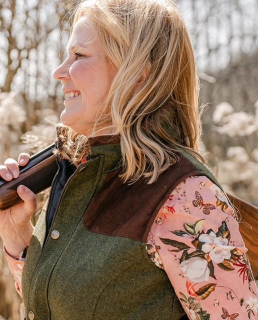 Miniature : Hartwell - AVA Pure Wool Gilet in Olive