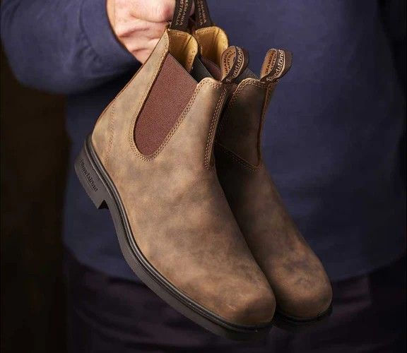 Thumbnail: Blundstone 1306 Dress Boots in Rustic Brown
