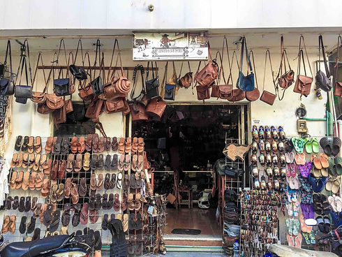 leather-shop-santos-mujeres-mexico-taste