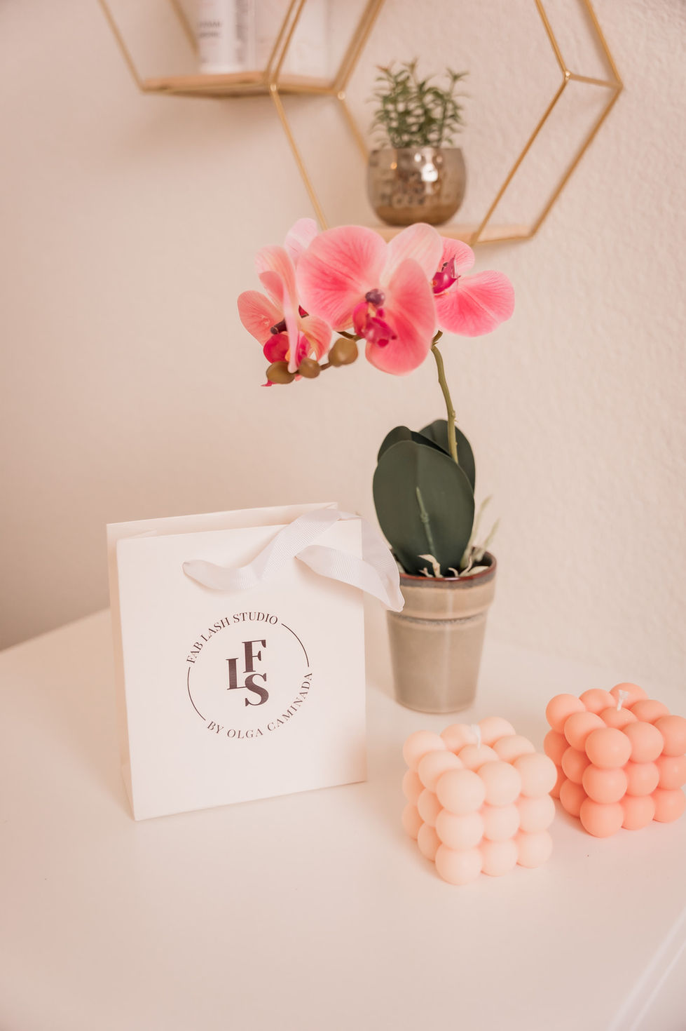 Fablash Studio Украшение цветочного стола для приема гостей