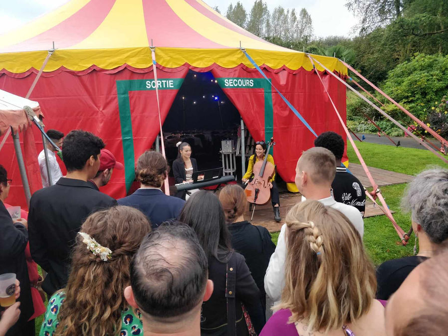 Chapiteau La guinguette pour évènements et mariage Normandie, Bretagne, Loire-Atlantique et Pays de la Loire