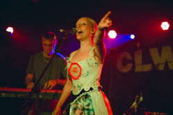 greta isaac-3
