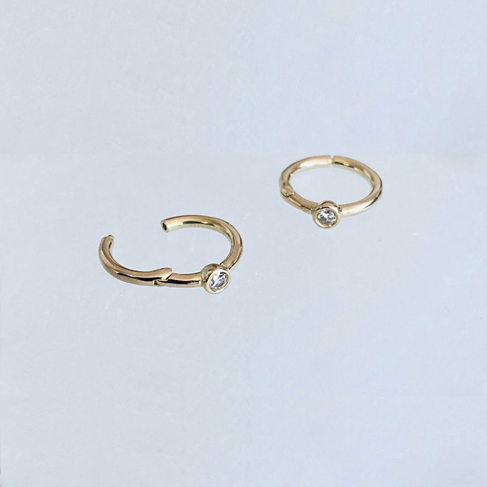Thumbnail: Piercing oreille en Or Jaune 18 carats