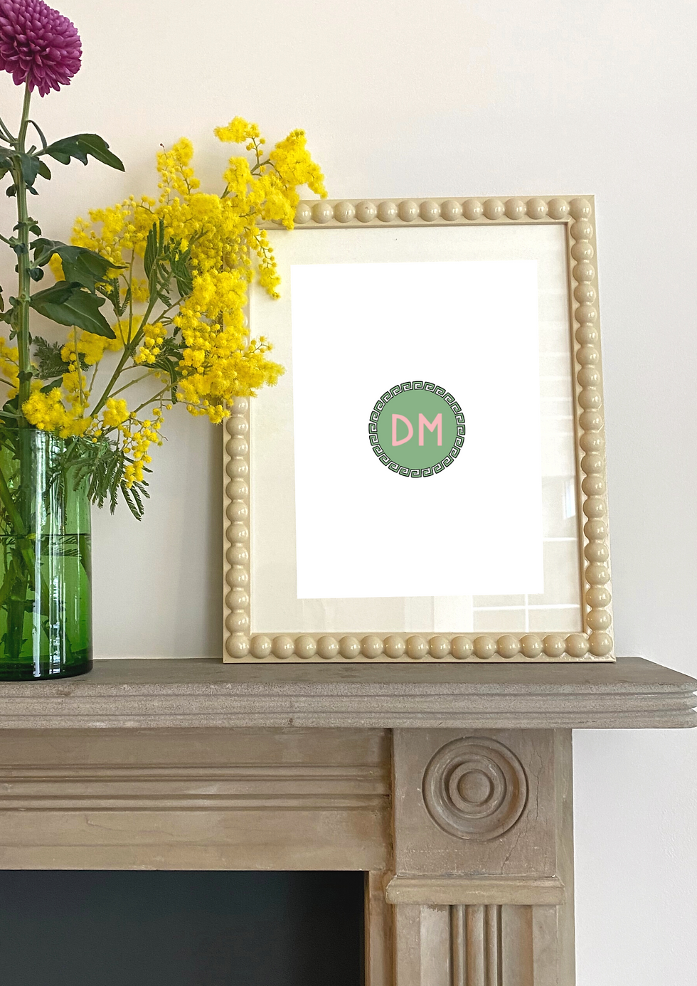 Thumbnail: Cream Bubble Frame 