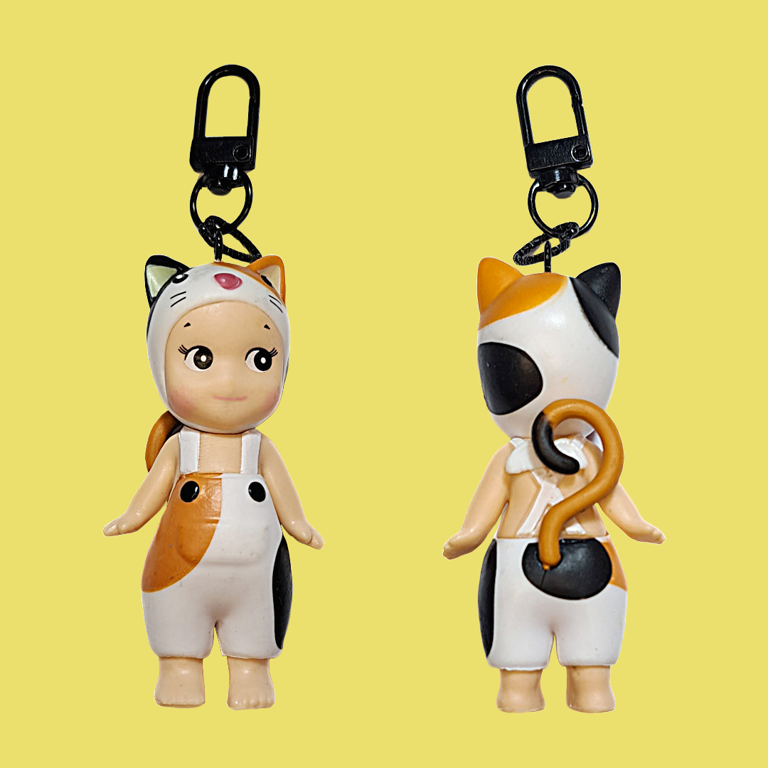 chaveiro sonny angel gato malhado branco
