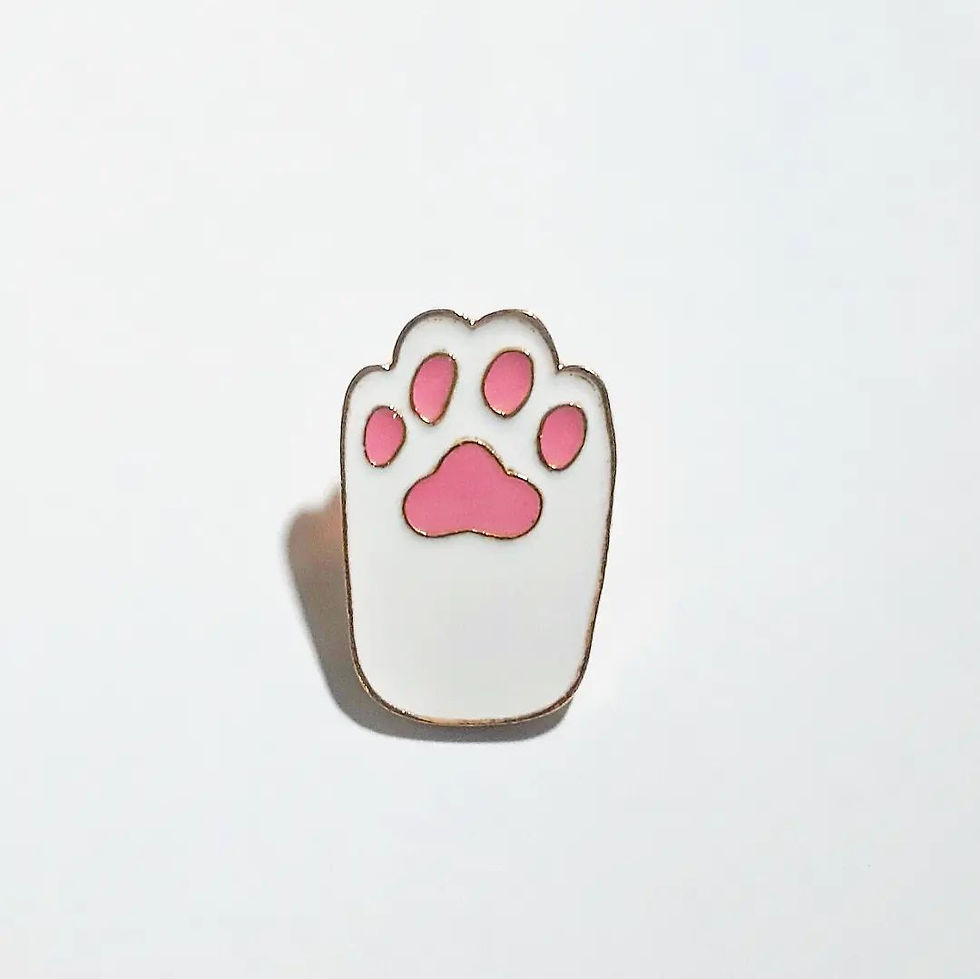 pin de metal de pata de gato branco