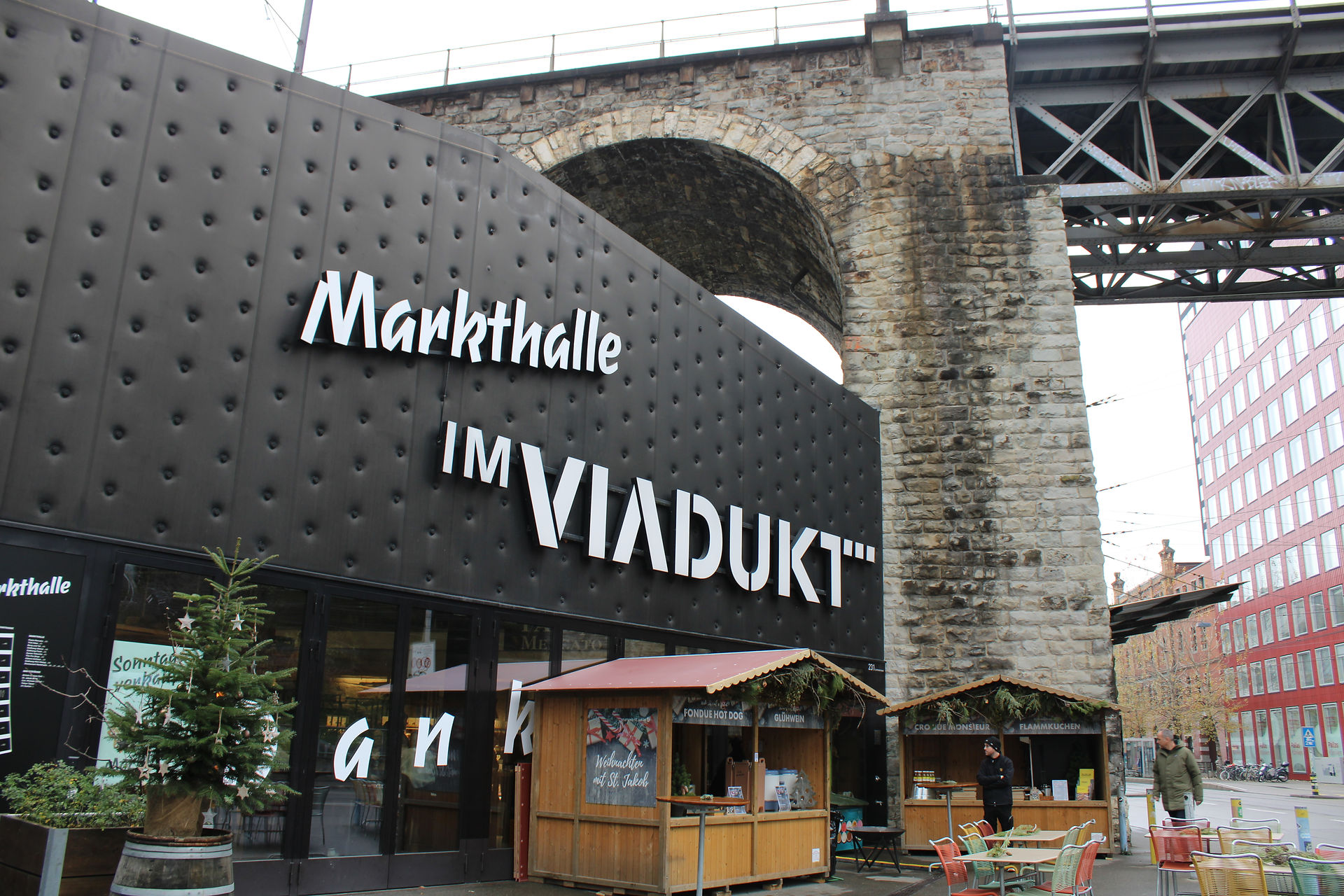 Markthalle im Viadukt