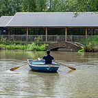 Horne's Place Oast - lake f.jpg
