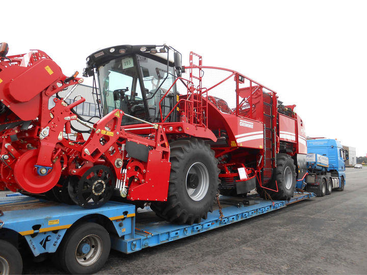 LANDWIRTSCHAFTLICHE MASCHINEN