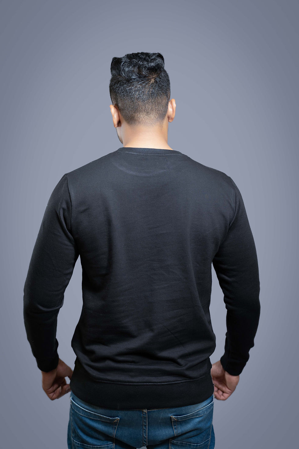 Thumbnail: Black Sweatshirt