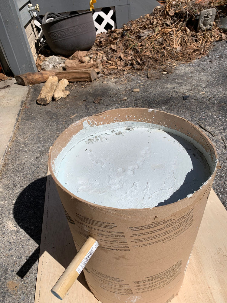 Concrete Stool DIY