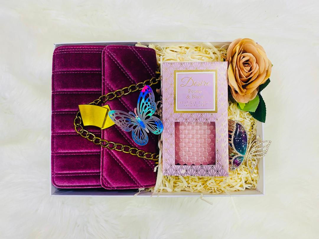 Velvet bag with Luxurious Desire Scented Candle for Her