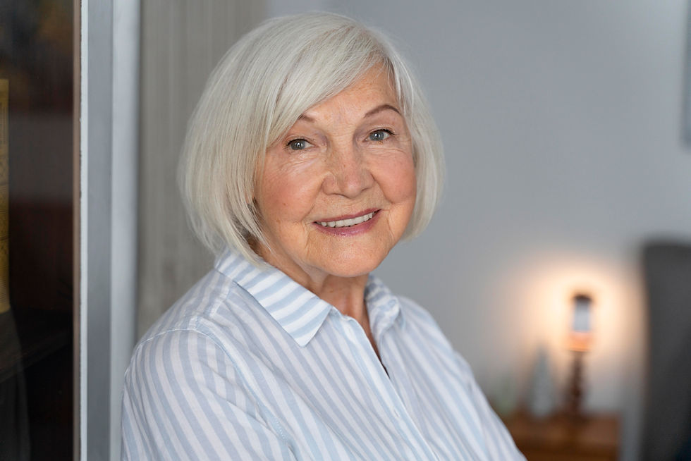 old-woman-confronting-alzheimer-disease.jpg