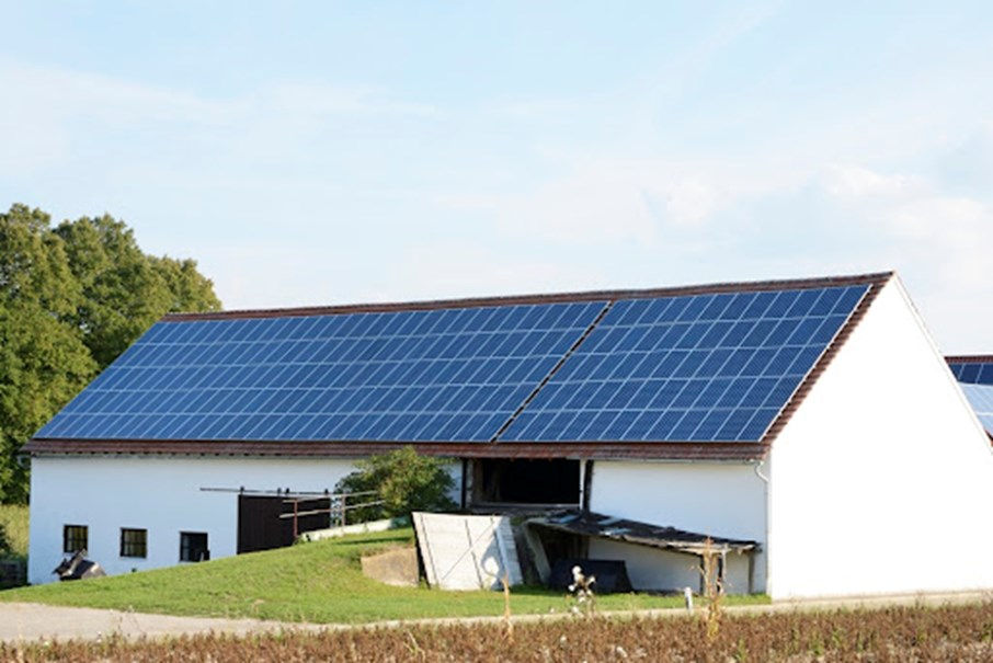 fotovoltaico-stalle-incentivi.jpg